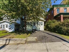 1508 Tibbits Ave in Troy, NY - Building Photo - Building Photo
