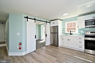 20 S Hanover St in Pottstown, PA - Building Photo - Building Photo