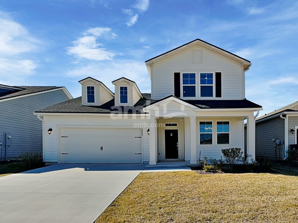 2849 Alanas Mdw Wy in Green Cove Springs, FL - Building Photo