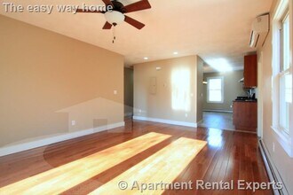 119 Central St, Unit 1 in Somerville, MA - Building Photo - Building Photo