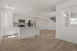 6120 Two Leaf Dr in Loveland, CO - Building Photo - Building Photo