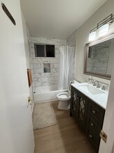 750 Kostner Dr in San Diego, CA - Foto de edificio - Building Photo