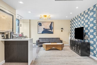 Ellicott House in Washington, DC - Building Photo - Lobby