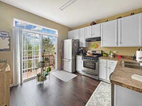161 Station Park Cir in Grayslake, IL - Building Photo - Building Photo