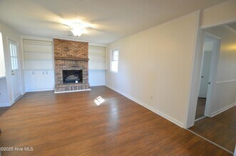 321 Dell Brock Rd in Beulaville, NC - Building Photo - Building Photo