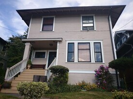 806 30th Ave in Seattle, WA - Building Photo