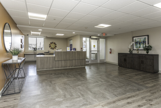 Labelle Towers Co-op in Highland Park, MI - Building Photo - Interior Photo