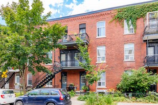 948 Agnès Rue in Montréal, QC - Building Photo