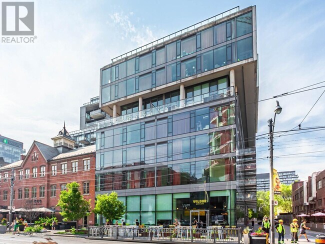 property at 560 King St W