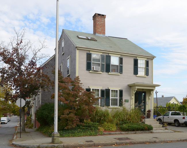 22 S Sixth St in New Bedford, MA - Building Photo - Building Photo