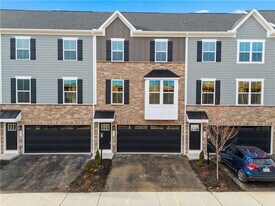 339 Telluride Ln in Cranberry Township, PA - Building Photo