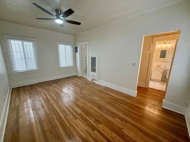 1819 E. 4th ST.