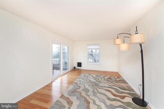 146 Oberlin Ter, Unit Chatham Village of Towaminson in Lansdale, PA - Building Photo - Building Photo