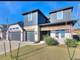 13243 Sawtooth Oak Rd in Choctaw, OK - Building Photo