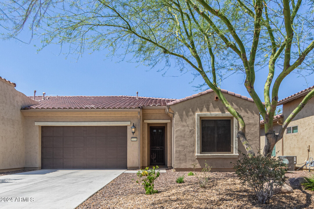 16936 W Berkeley Ct in Goodyear, AZ - Foto de edificio