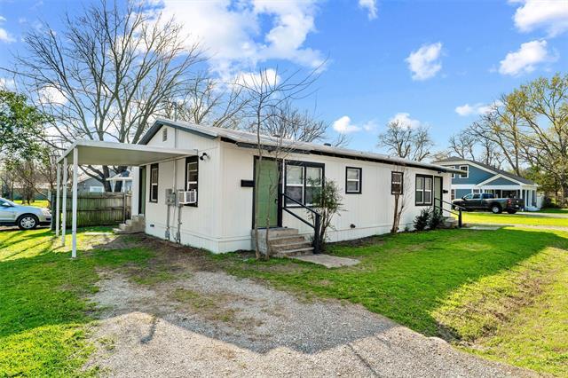 110 Poplar St in Waxahachie, TX - Building Photo - Building Photo