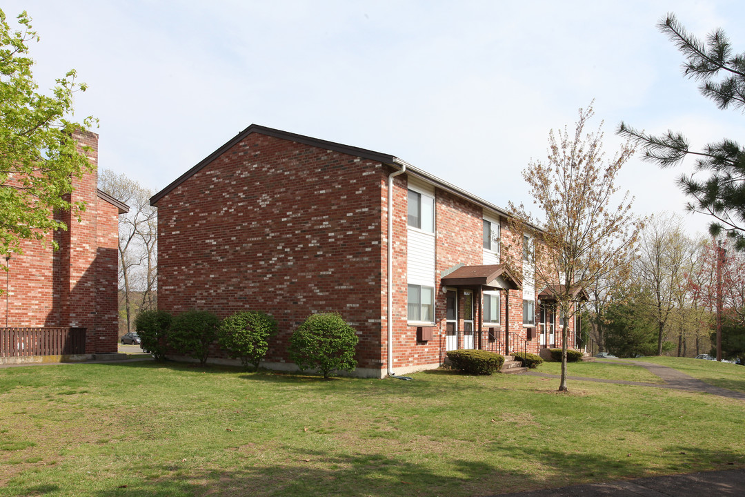 Sleeping Giant Apartments in Vernon Rockville, CT - Building Photo