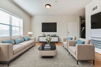 10102 Neuens Rd in Houston, TX - Building Photo - Building Photo