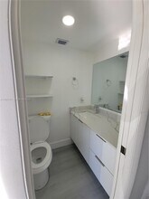 3090 NW 46th Ave in Lauderdale Lakes, FL - Building Photo - Building Photo