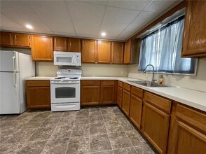 1568 Lincoln Ave-Unit -2A in Northampton, PA - Building Photo - Building Photo
