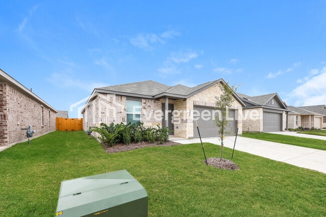 1428 Merlin Blf St in Forney, TX - Building Photo - Building Photo