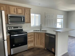 1639 E Charleston Ave in Phoenix, AZ - Building Photo - Building Photo