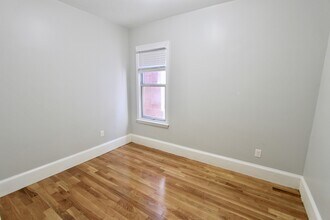 460 Saratoga St in Boston, MA - Building Photo - Building Photo