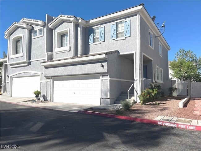 231 Spectacular St in Henderson, NV - Building Photo - Building Photo