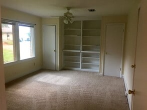 108 Camellia St in Troy, AL - Building Photo - Building Photo