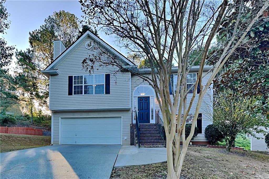5539 Hopper Dr in Buford, GA - Building Photo