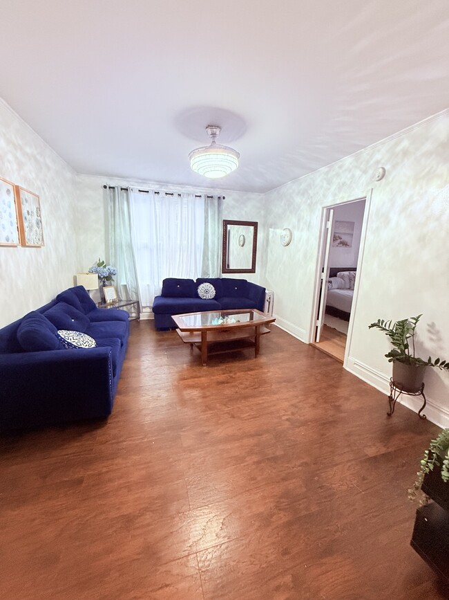 52 Brookdale Ave, Unit 2nd Floor in Newark, NJ - Foto de edificio - Building Photo