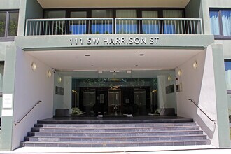 111 SW Harrison St in Portland, OR - Building Photo - Building Photo