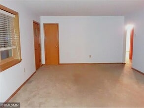 724 Wisconsin St in Hudson, WI - Building Photo - Building Photo