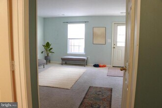 22909 Benson Terrace in Sterling, VA - Building Photo - Building Photo