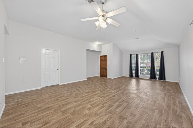 21484 Palace Pines Dr in Kingwood, TX - Building Photo - Building Photo