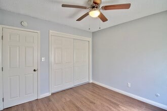 801 S Merrill St in Corona, CA - Building Photo - Building Photo