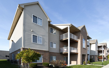 Wish Village Apartments in Hamilton, OH - Foto de edificio - Building Photo