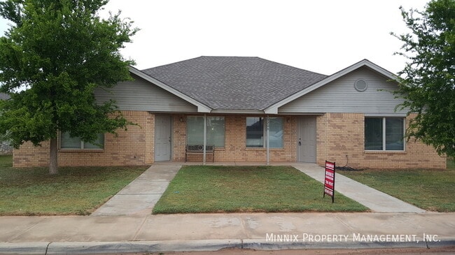 3206 111th St in Lubbock, TX - Building Photo - Building Photo