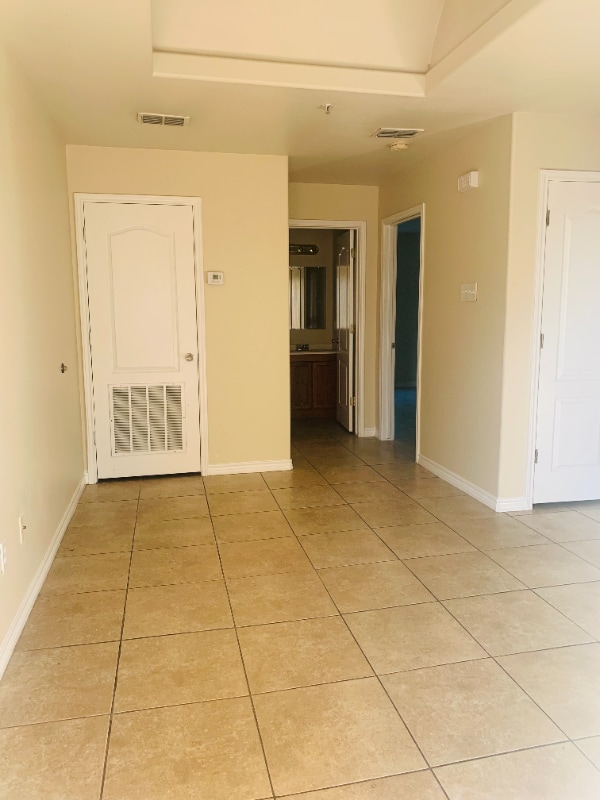 3208 Gustavus St in Laredo, TX - Building Photo - Building Photo