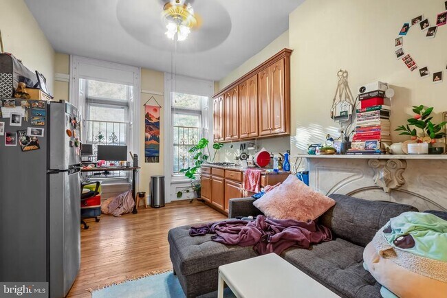 property at 711 Corinthian Ave