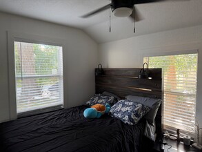 2043 16th Ave S in St. Petersburg, FL - Building Photo - Building Photo