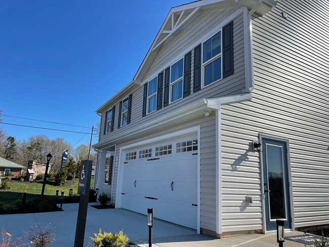 103 Jordan Ct