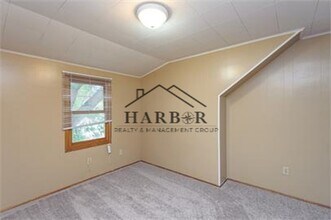 717 13th Ave NE in Rochester, MN - Building Photo - Building Photo