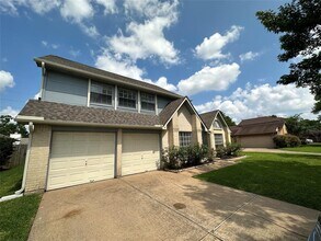 3222 Settlers Way Blvd in Sugar Land, TX - Building Photo - Building Photo