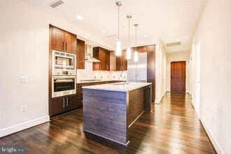 7171 Woodmont Ave in Bethesda, MD - Building Photo - Building Photo