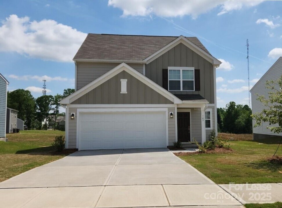 143 Mountain Brg Wy in Statesville, NC - Building Photo