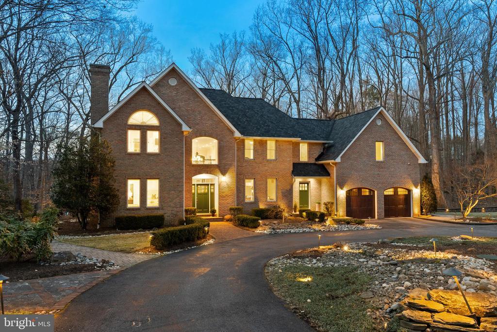 1856 Severn Grove Rd in Annapolis, MD - Building Photo