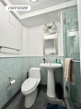 170 E 77th St in New York, NY - Building Photo - Building Photo