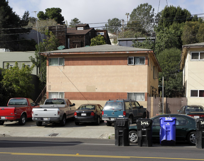 3128-3134 Reynard Way in San Diego, CA - Foto de edificio - Building Photo