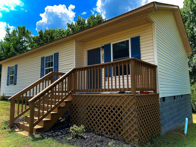 367 E Reedy Fork Rd in Seneca, SC - Building Photo - Building Photo